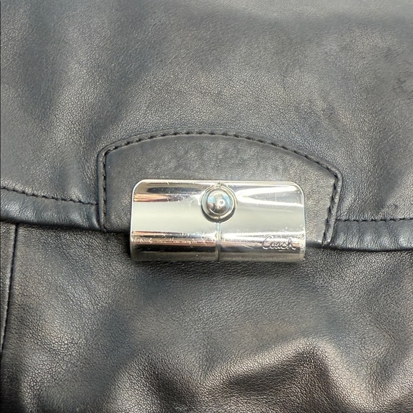 Coach F22309 Kristin Black Leather With Beige Liner Python Hobo - Picture 7 of 9